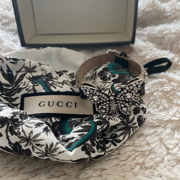 NWOT GUCCI Crystal Studded Butterfly Bracelet - Picture 6 of 8